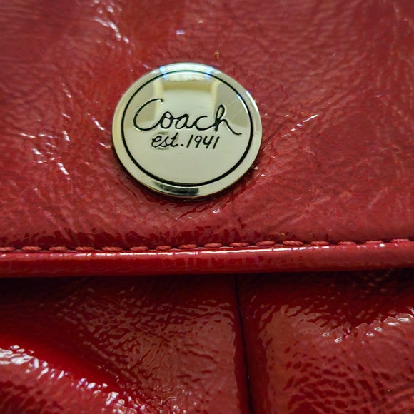Coach Clutch patent leather Red Clutch/wristlet - Picture 4 of 9